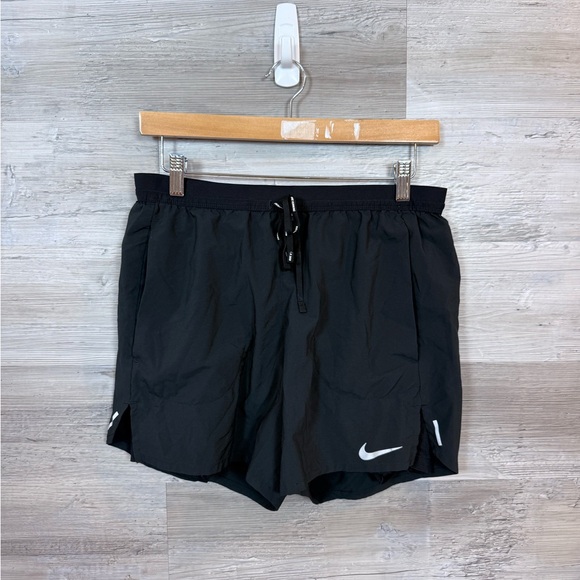Nike Other - Nike Running Dri-FIT 2-in-1 Challenger Shorts Black Medium
